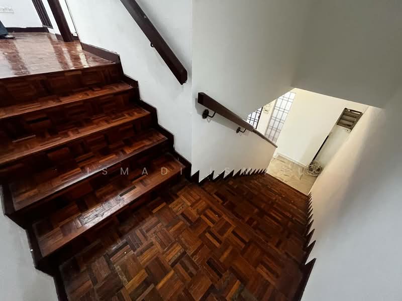 2-storey Terraced House for Sale in Taman Pinggiran Usj (Subang Jaya) - Ismadi Ismail - Interior - PropertyGuru.com.my
