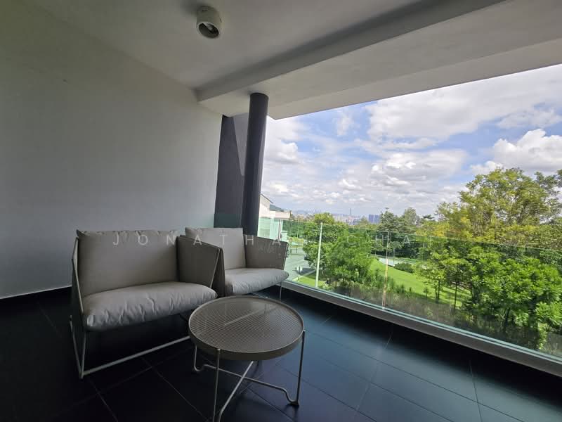 3-storey Terraced House for Sale in Selayang (Selangor) - Jonathan Chai - Balcony - PropertyGuru.com.my