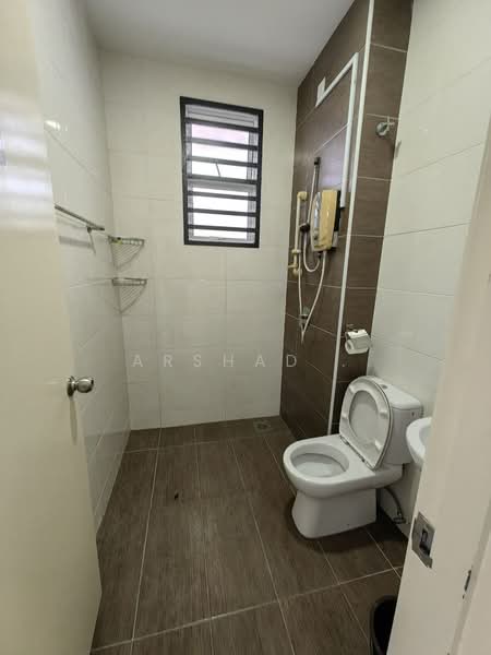 Cluster House for Sale in Iskandar Puteri (Nusajaya) (Johor) - Arshad . - Bathroom - PropertyGuru.com.my
