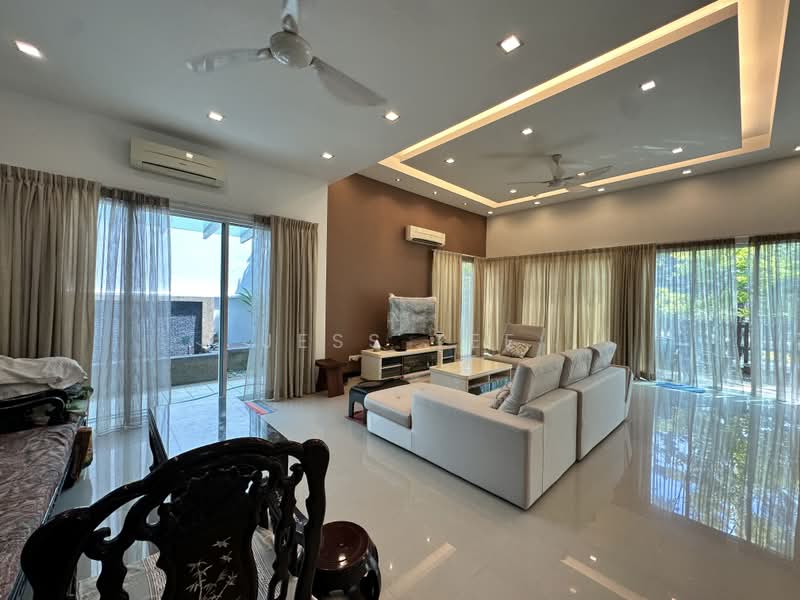 Bungalow House untuk Dijual di Setia Eco Park (Setia Alam) - Jess Tee - Living Room - PropertyGuru.com.my