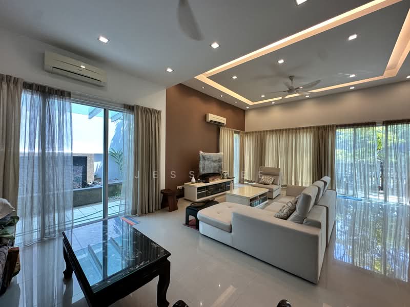Bungalow House untuk Dijual di Setia Eco Park (Setia Alam) - Jess Tee - Living Room - PropertyGuru.com.my