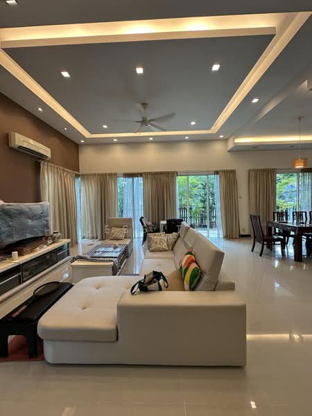 Bungalow House untuk Dijual di Setia Eco Park (Setia Alam) - Jess Tee - Living Room - PropertyGuru.com.my