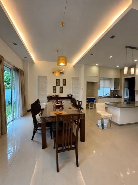 Bungalow House untuk Dijual di Setia Eco Park (Setia Alam) - Jess Tee - Dining Room - PropertyGuru.com.my