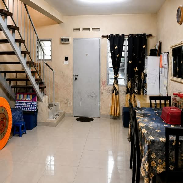 Rumah Teres 2-Tingkat untuk Dijual di Taman Cahaya Masai (Pasir Gudang) - Afandi Rashid - PropertyGuru.com.my