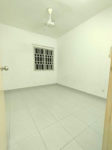 Apartment for Rent at Seri Intan Apartment - Annie Kho - Interior - PropertyGuru.com.my