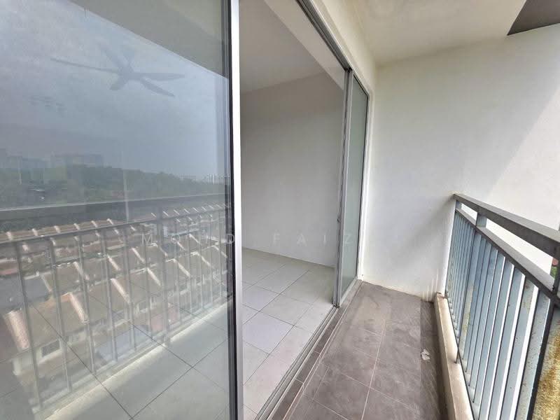 Kedai untuk Dijual di Bandar Baru Bangi (Selangor) - Mohd Faizal - Balcony - PropertyGuru.com.my