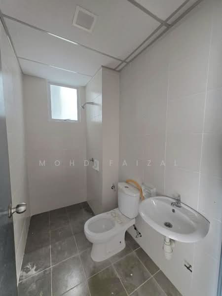 Kedai untuk Dijual di Bandar Baru Bangi (Selangor) - Mohd Faizal - Bathroom - PropertyGuru.com.my
