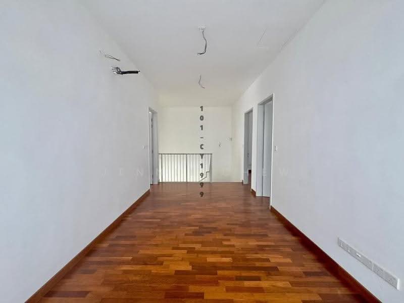 Semi-Detached House for Sale in Shah Alam (Selangor) - Jennie Chew - Corridor - PropertyGuru.com.my
