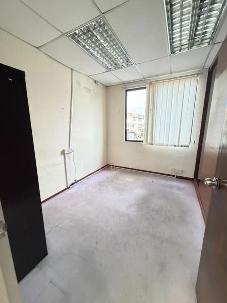 Shop / Office untuk Disewa di Sungai Ara (Penang) - LAU . - Interior - PropertyGuru.com.my