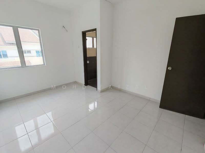 2-storey Terraced House for Sale in Nilai (Negeri Sembilan) - Mohd Faizal - Interior - PropertyGuru.com.my