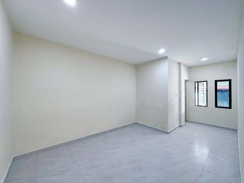 1-storey Terraced House for Sale in Taman Puteri Wangsa (Ulu Tiram) - Daniel Yong - Interior - PropertyGuru.com.my