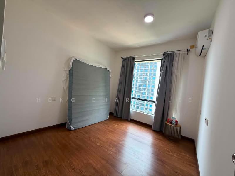 Kediaman Servis untuk Disewa di Country Garden Central Park - Hong Charng Lee - Bedroom - PropertyGuru.com.my