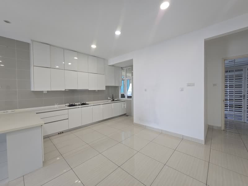 Condominium for Sale at Damansara Foresta - Kenneth Wang - Kitchen - PropertyGuru.com.my