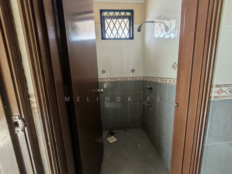Semi-Detached House for Sale in Taman Permata (Johor Bahru) - Melinda Ee - Bathroom - PropertyGuru.com.my