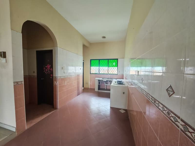 Semi-Detached House for Sale in Taman Permata (Johor Bahru) - Melinda Ee - Kitchen - PropertyGuru.com.my