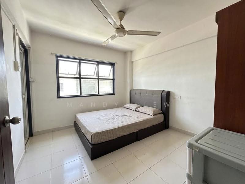 Apartment for Sale at Pangsapuri Seroja - Mandy Liew - Bedroom - PropertyGuru.com.my