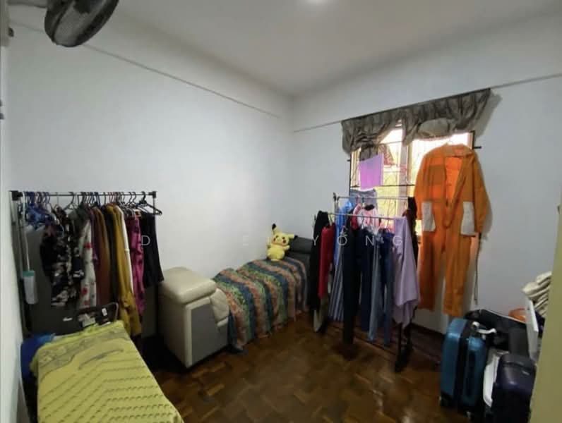 Pangsapuri untuk Dijual di Pangsapuri Persiaran Tanjung - Daniel Yong - Bedroom - PropertyGuru.com.my