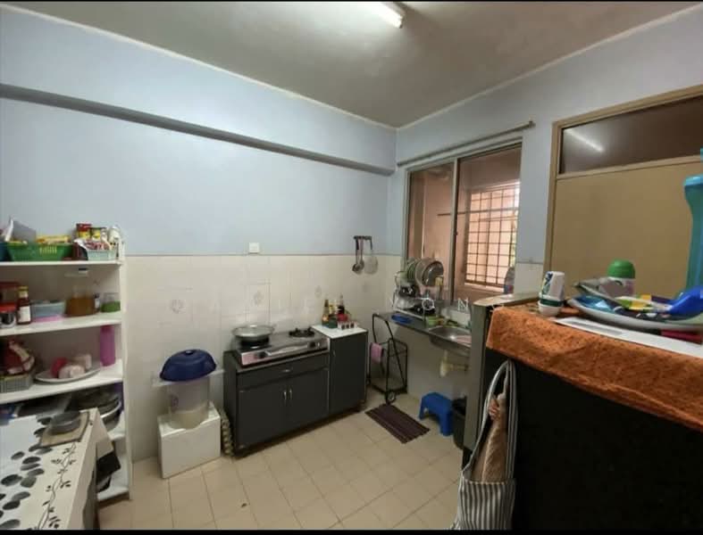 Pangsapuri untuk Dijual di Pangsapuri Persiaran Tanjung - Daniel Yong - Kitchen - PropertyGuru.com.my