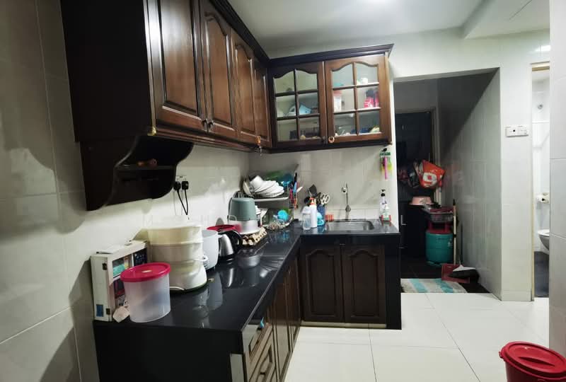 2-storey Terraced House for Sale in Seri Kembangan (Selangor) - Mohd Faizal - Kitchen - PropertyGuru.com.my