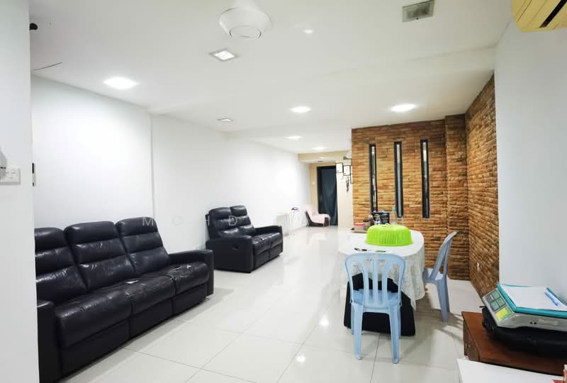 2-storey Terraced House for Sale in Seri Kembangan (Selangor) - Mohd Faizal - Living Room - PropertyGuru.com.my