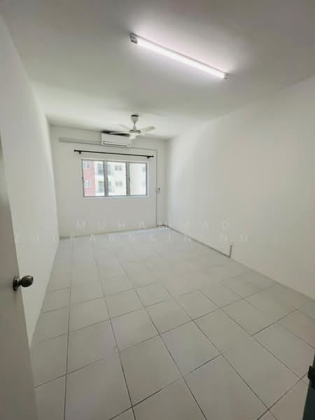 Kondominium untuk Disewa di Residensi Sateria - Muhammad Zulkarnain Nur Salim - Interior - PropertyGuru.com.my