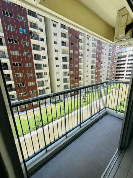 Kondominium untuk Disewa di Residensi Sateria - Muhammad Zulkarnain Nur Salim - Balcony - PropertyGuru.com.my