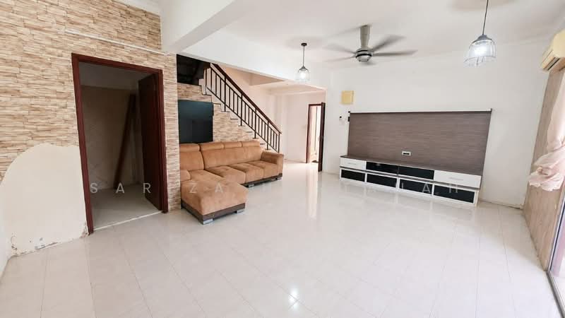 2-storey Terraced House for Sale in Bandar Saujana Putra (Tanjong Duabelas) - Sariza Hartanah - PropertyGuru.com.my