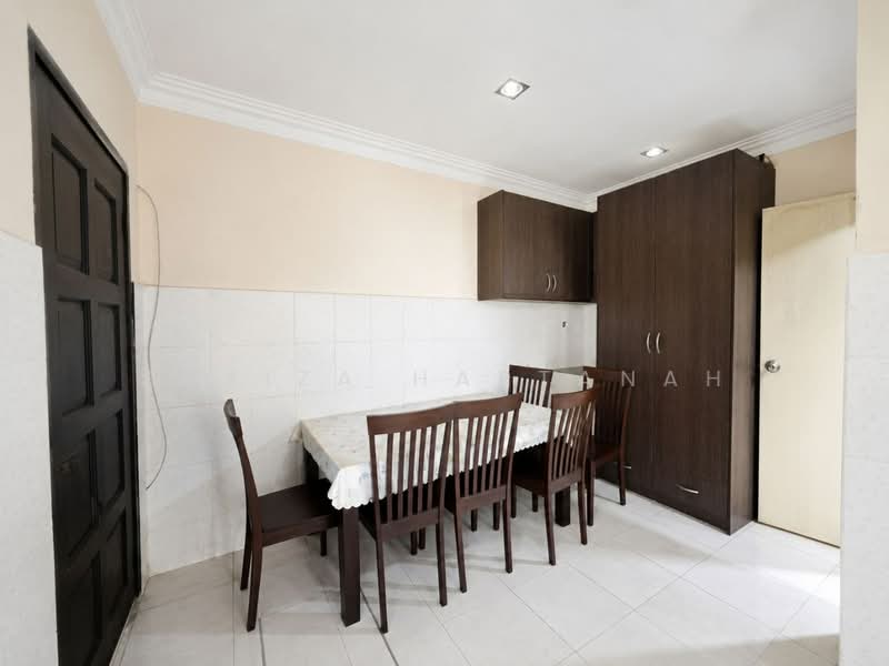 2-storey Terraced House for Sale in Bandar Saujana Putra (Tanjong Duabelas) - Sariza Hartanah - PropertyGuru.com.my