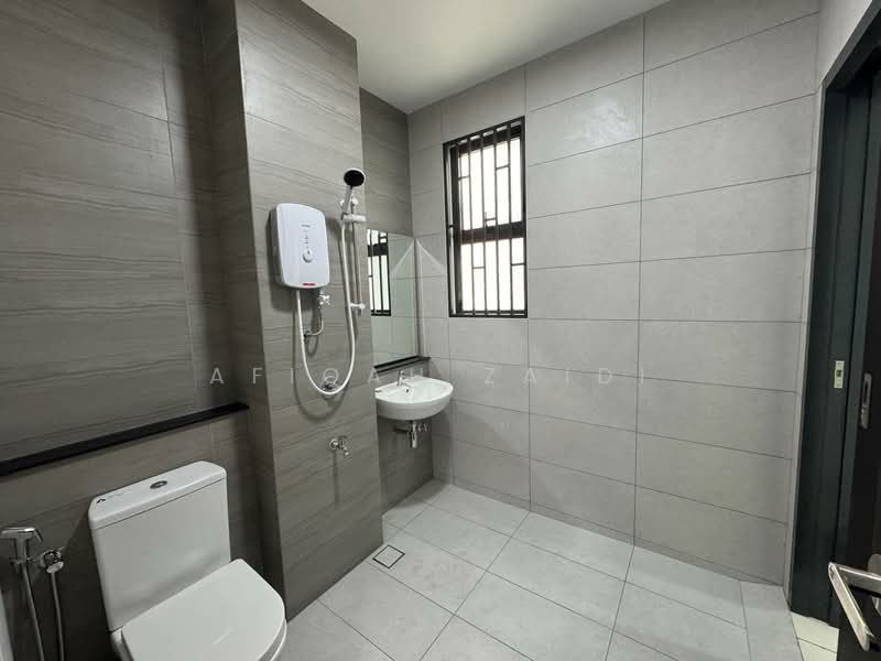 2-storey Terraced House for Rent in Elmina (Shah Alam) - Afiqah zaidi - Bathroom - PropertyGuru.com.my
