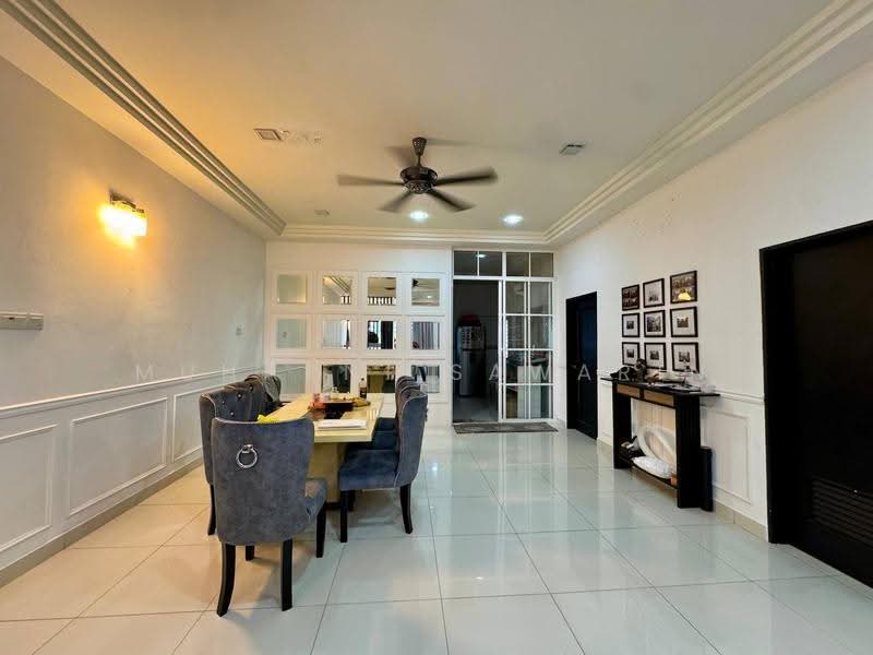 Rumah Berkembar untuk Dijual di D'Kayangan (Shah Alam) - muharni sawarin - Dining Room - PropertyGuru.com.my