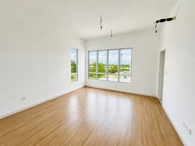 Rumah Teres 2-Tingkat untuk Dijual di Bandar Gamuda Cove (Dengkil) - Adibah Salim - Living Room - PropertyGuru.com.my