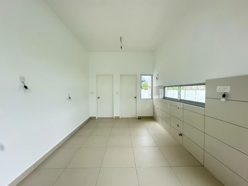 Rumah Teres 2-Tingkat untuk Dijual di Bandar Gamuda Cove (Dengkil) - Adibah Salim - Kitchen - PropertyGuru.com.my