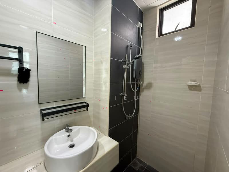 Service Residence for Rent at D'Summit Residences - Kc Teo - Bathroom - PropertyGuru.com.my
