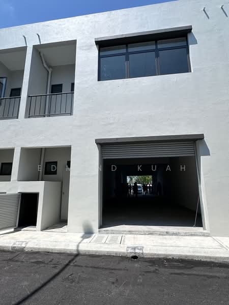 Shop / Office for Rent in Bandar Tropicana Aman (Telok Panglima Garang) - Edmund Kuah - Exterior - PropertyGuru.com.my