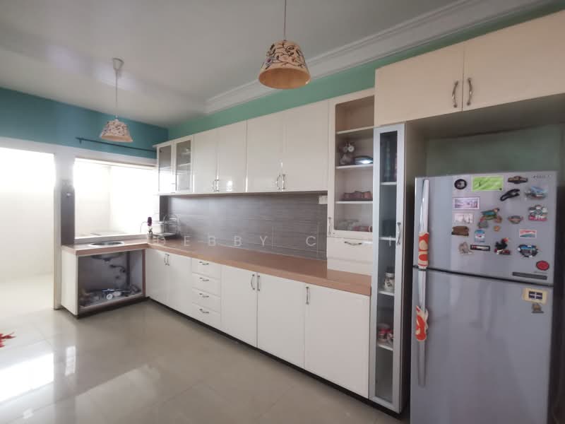 Terraced House for Sale in Taman Aman Putra (Puchong) - Debby Chai - Kitchen - PropertyGuru.com.my