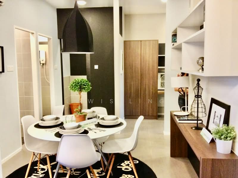 Kediaman Servis untuk Disewa di Garden Plaza - Luwis Ling - Dining Room - PropertyGuru.com.my