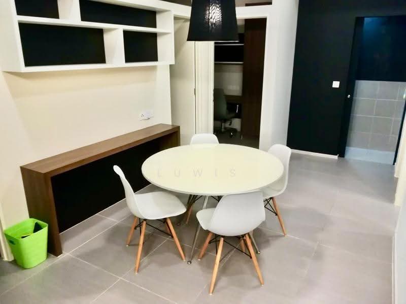 Kediaman Servis untuk Disewa di Garden Plaza - Luwis Ling - Dining Room - PropertyGuru.com.my