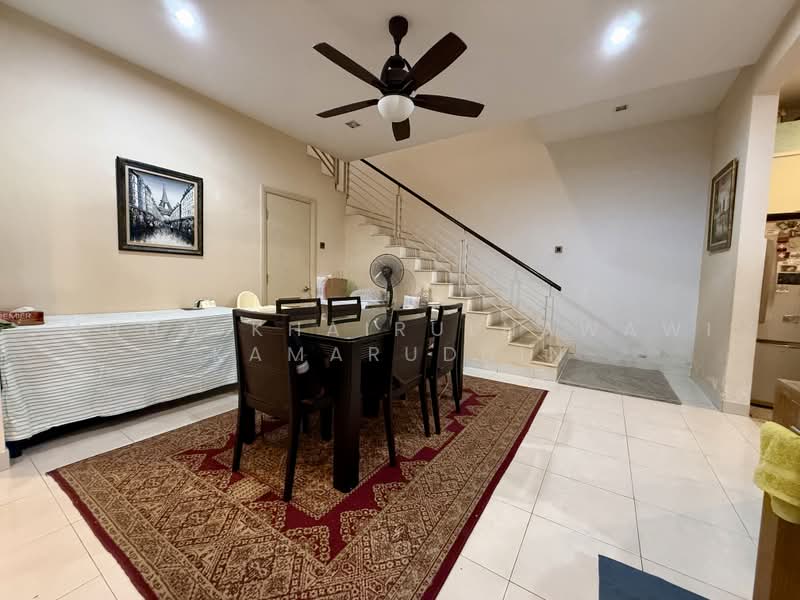 Rumah Teres 2-Tingkat untuk Dijual di Denai Alam (Shah Alam) - Muhd Khairulnawawi Kamaruddin - Dining Room - PropertyGuru.com.my