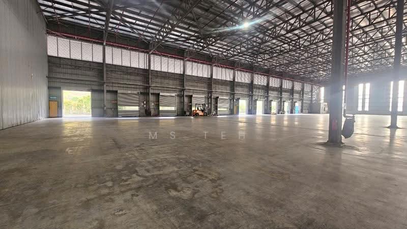 Kilang Teres untuk Dijual di Kapar (Selangor) - Ms Teh - Interior - PropertyGuru.com.my