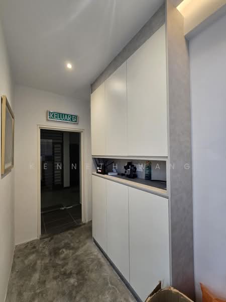 Shop / Office for Rent in Bandar Sri Damansara (Selangor) - Kenneth Wang - Entrance - PropertyGuru.com.my