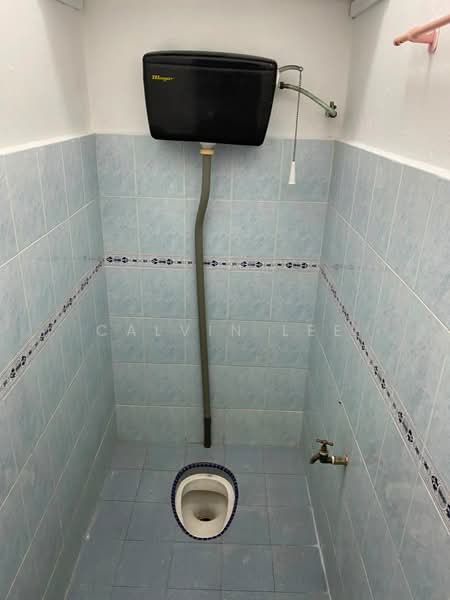 1-storey Terraced House for Rent in Taman Ungku Tun Aminah (Skudai) - Calvin Lee - Bathroom - PropertyGuru.com.my