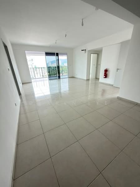 Kondominium untuk Dijual di Jelutong Central Residence - Darren Lye - Living Room - PropertyGuru.com.my