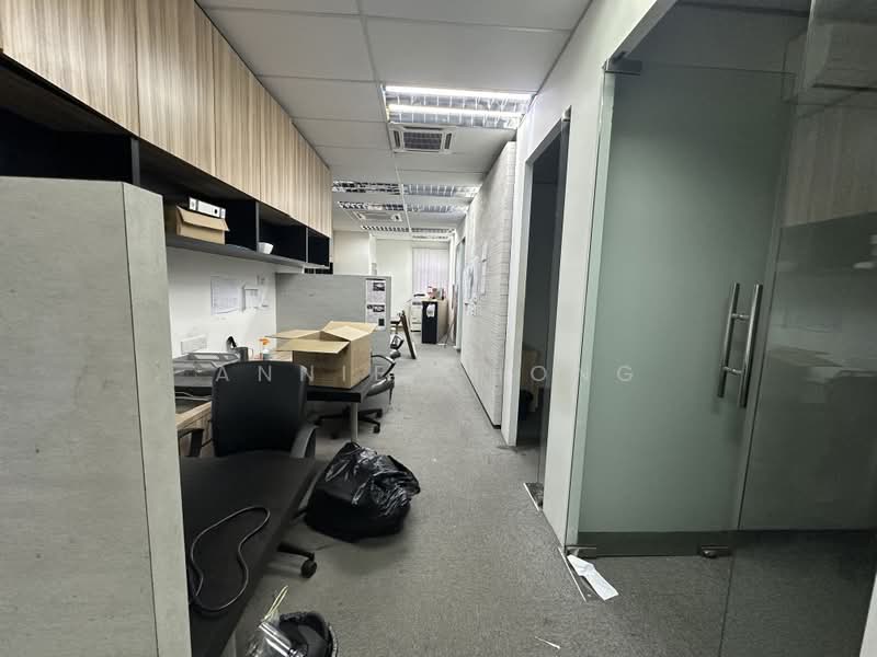 Retail Office for Sale in Kuchai Business Park (Kuala Lumpur) - Annie Chong - Corridor - PropertyGuru.com.my
