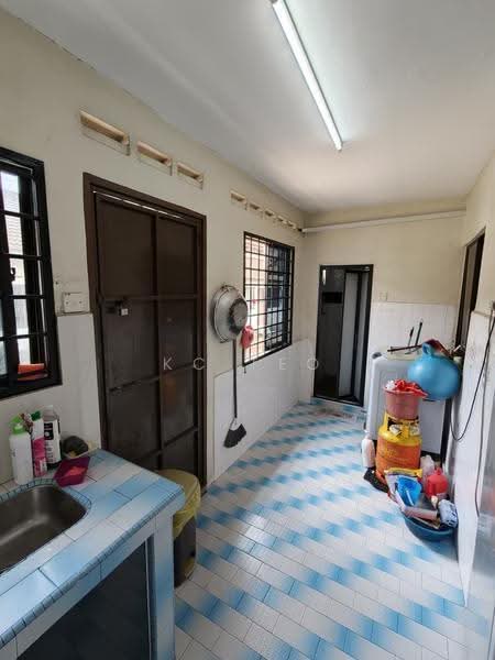 Rumah Teres 1-Tingkat untuk Disewa di Taman Johor Jaya (Johor Bahru) - Kc Teo - PropertyGuru.com.my