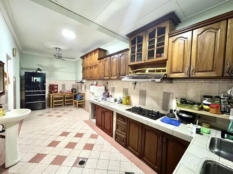 Rumah Teres 2-Tingkat untuk Dijual di Bandar Baru Bangi (Selangor) - Fazri . - Kitchen - PropertyGuru.com.my