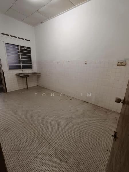 2-storey Terraced House for Rent in Taman Pelangi (Johor Bahru) - Tony Lim - Interior - PropertyGuru.com.my