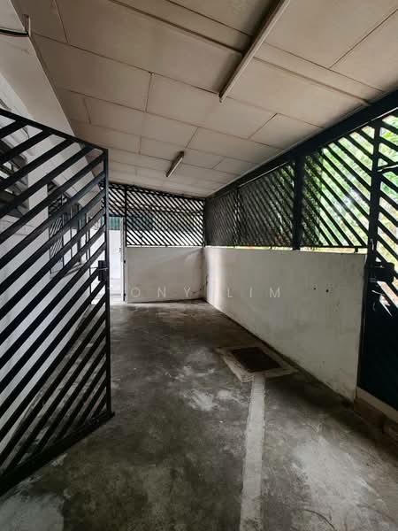 2-storey Terraced House for Rent in Taman Pelangi (Johor Bahru) - Tony Lim - Entrance - PropertyGuru.com.my