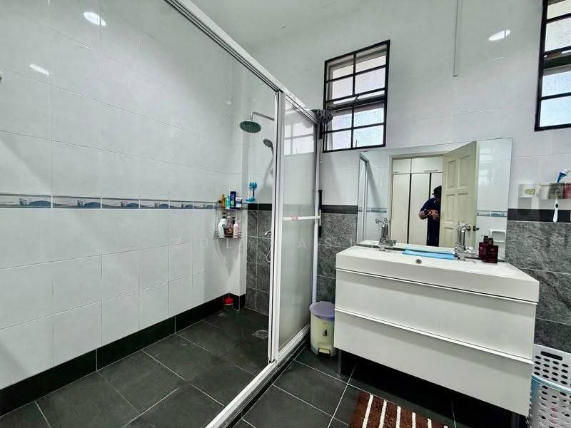 Semi-Detached House for Sale in Ampang Jaya (Ampang) - Zul Hasif - PropertyGuru.com.my