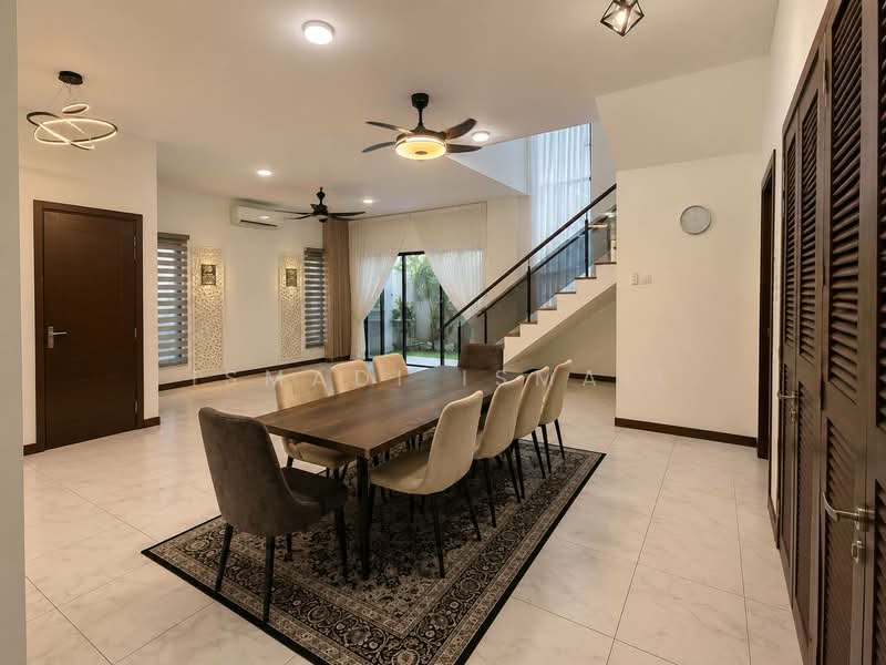 Bungalow House untuk Dijual di Shah Alam (Selangor) - Ismadi Ismail - Dining Room - PropertyGuru.com.my