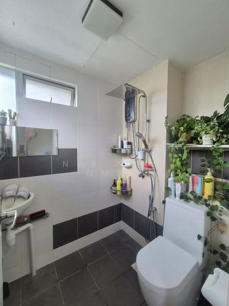 Apartment for Sale at Seri Kasturi Apartments - Nur Alia Omar - Bathroom - PropertyGuru.com.my